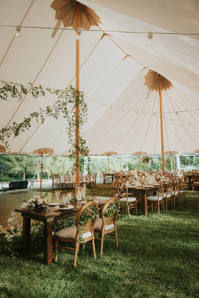 MODERN-GARDEN-MANSION-SUMMER-WEDDING-LINDSAY-BESNIK_PHOTOS_BY_MARIA_B_LUNG_0662