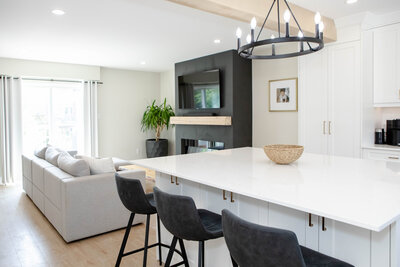Custom built in kitchen cabinets