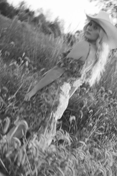 Documentary style session with high school senior at Missouri Botanical Garden in Grey Summit Missouri

