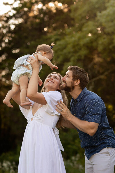 NJ portrait photographer captures family playing together