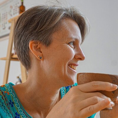 Jean Tindle headshot image