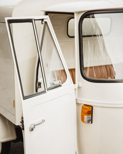 Bevi-e-Vivi Piaggio Ape - Serving Weddings across New England