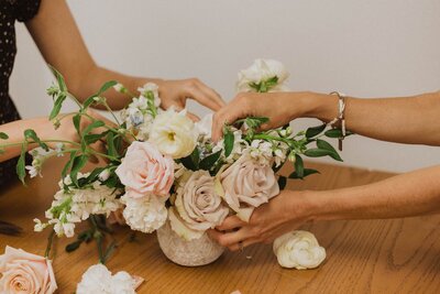 Penelope-and-Lu_Custom-Floral-Arrangements-Styling-Weddings-Events-Boutique-Shop_Boutique-Item_Designers-Choice-Fresh-Flower-Arrangements_01