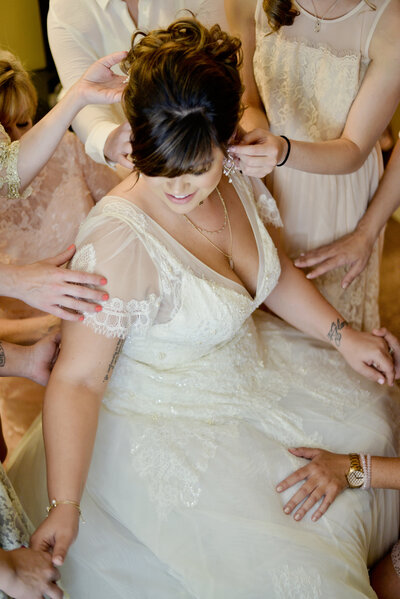 bridal getting ready photography by Park City, Sundance, and Salt Lake City wedding photographers