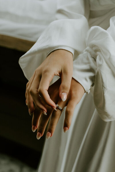 hand details of bride