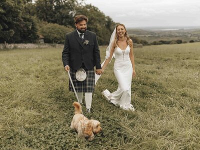 hampshire wedding photographer, bride and groom