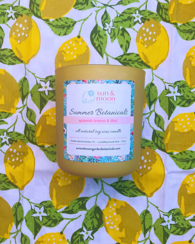 sun-and-moon-garden-botanicals-summer-overheard-candle-lemon-lilac