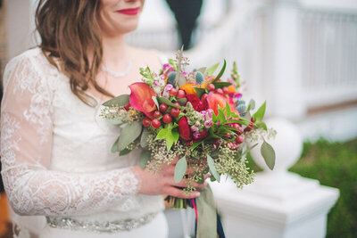 Walkers-Overlook-MD-wedding-florist-Sweet-Blossoms-bridal-bouquet-Brad-Barnwell-Photography