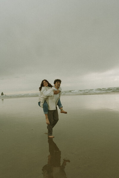 mea manzo couples session oregon-12