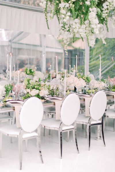 Romantic wedding reception table designed by Tulipina at Villa Balbianello with The Lake Como Wedding Planner