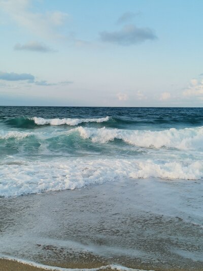 Beach waves