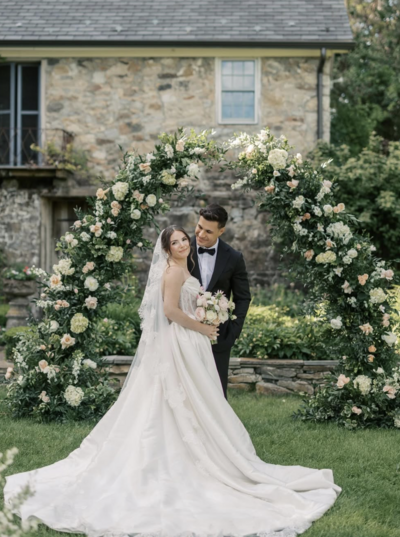 Couple gets married outside the crossed keys estate in New Jersey