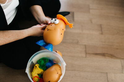 Alexandra Jean is a Speech Language Pathologist in Toronto that specializes in Assessment, Treatment, Parent Education and Teletherapy for children with developmental concerns