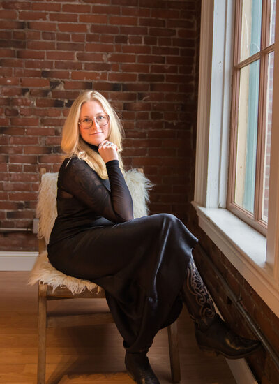 Maven + Grace Top Salon McMinnville