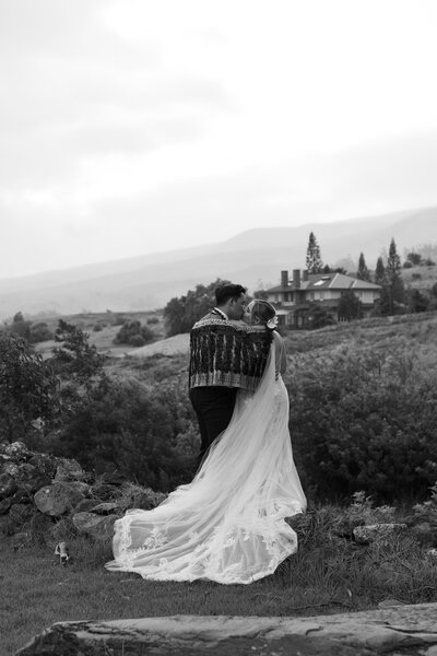 Traveling wedding photographer based in Orlando