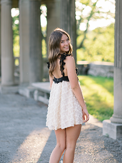 bright kansas city senior portrait
