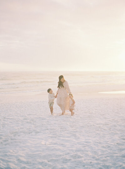 Talia Laird Photography helps photographers ready to start becoming a coach