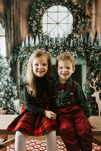 laluzstudios-savyandasher-christmas2025-11