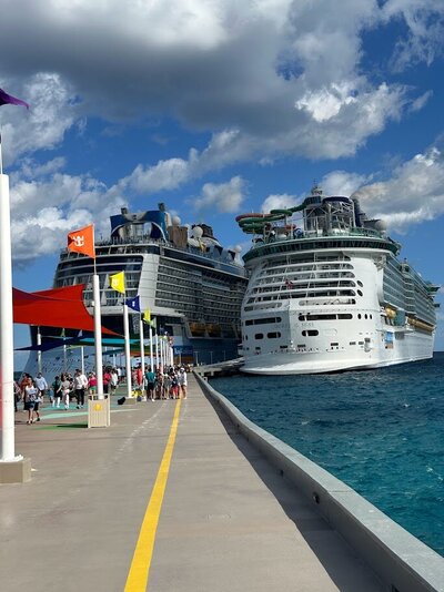 ships 2