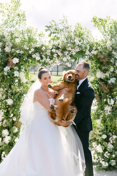 Wedding florals for Taylor and Joey with romantic white blooms and playful, modern details by Summer Robbins Flowers in Bend, Oregon