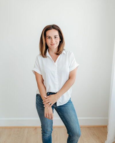 Portrait of Lisa Lefevre in her studio for newborn and family photography in Atlanta