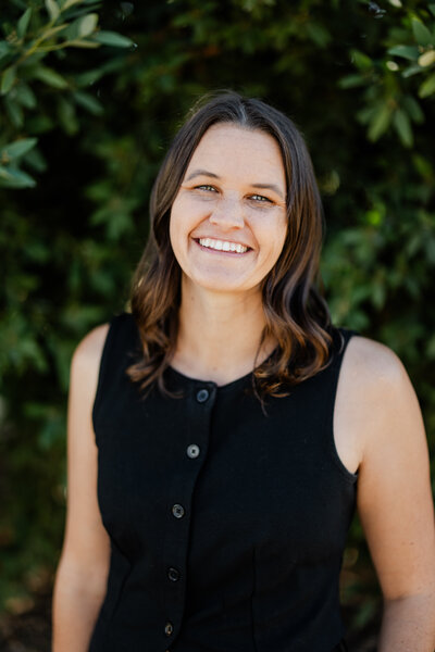 Matlyn May Photography based in Central Valley California, specializes in weddings.