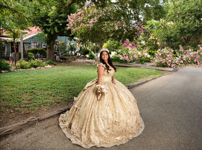 quinceanerateendancenewbabybestphotographertudiofamilybirthdaynewbornboyamilynewborngirlfirstbirthdayportraiturephotographystudioportraitsnewborngirlboyfamilyEvaMaganaPhotographychildphotographer (10 of 4)