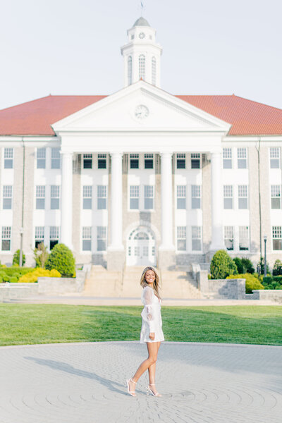 Amanda Coll Photography Senior Seniors Graduate Graduation College High School Portrait Lifestyle Photographer Northern Virginia Shenandoah Valley Colorful Bright Light Airy ACP_AlexisB_058