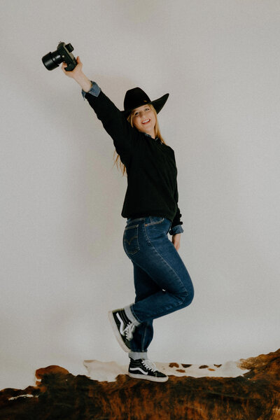 studio headshot of texas wedding photographer