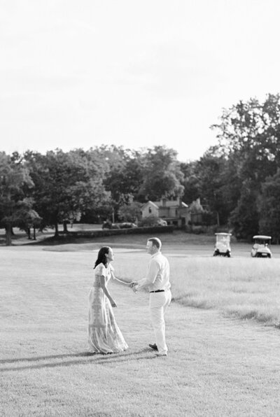 sleepy hollow country club engagement session with great bridal fashion