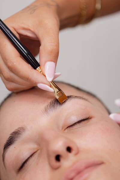 Level up your natural glam with lash and brow services.