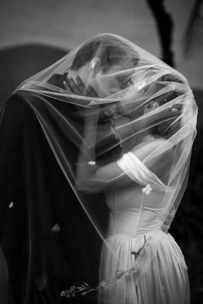 Nicole+Kenny_Wedding_SneakPeek-23