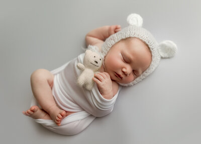 Timeless newborn photo, taken in  PDX