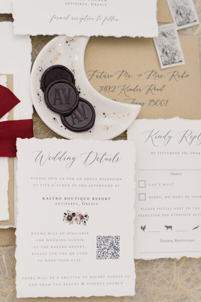 Pocket wedding invitation with rose gold glitter