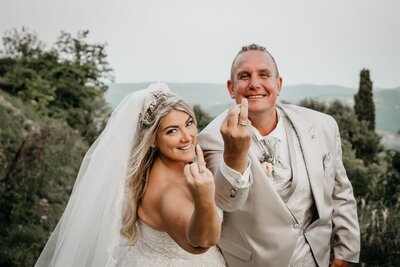 Bruiloftsreportage op buitenlocatie door trouwfotograaf uit Nissewaard