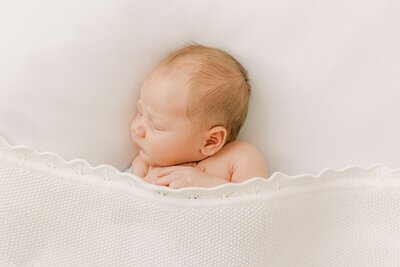 family and newborn photographer in Lancaster, serving Harrisburg, Hershey, Exton, Downingtown, Lititz, Warwick, Manheim