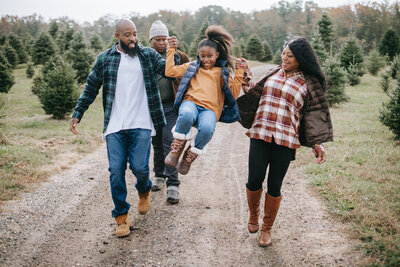 Family-Photographer-Template-Ainsley-Green-Template-114