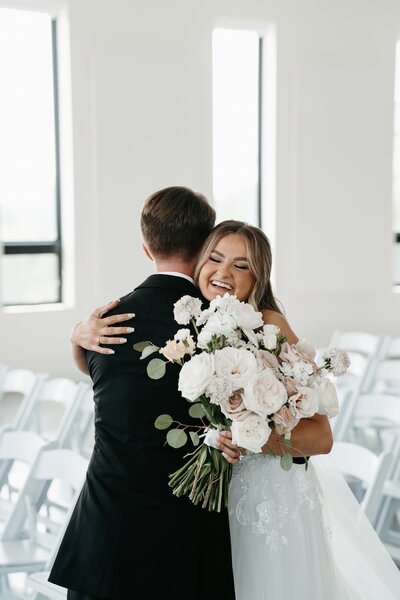 Photos taken by a Minnesota photographer that specializes in weddings and engagements