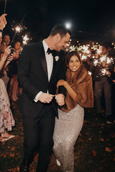 Ben Higgins and Jessica Clarke wedding portrait with bouquet at Cherokee Dock Estate.
