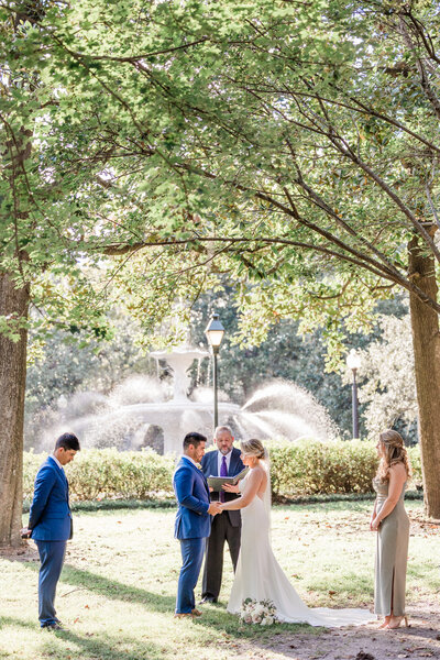 Small elopement ceremony beside the Forsyth Park Fountain in Savannah