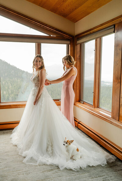 A couple getting married in their backyard in Reno Nevada