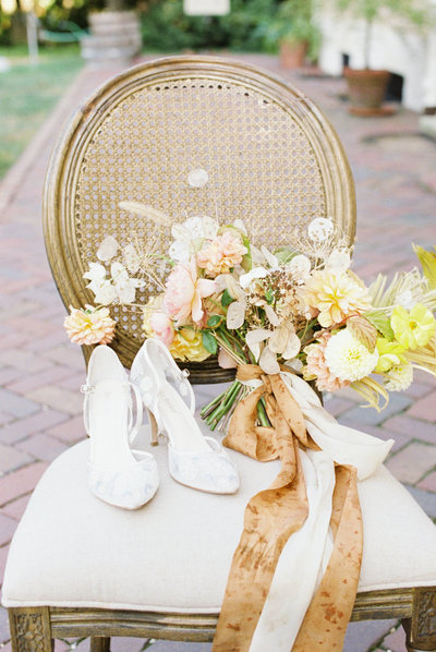 Connecticut wedding florals and bridal bouquet