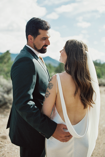 Refine your photo editing style.Outsource your photo editing to a luxury private photo editor Katie Rivera offering luxury, custom, and bespoke editing services with a focus on film matching and film emulation for wedding photographers.