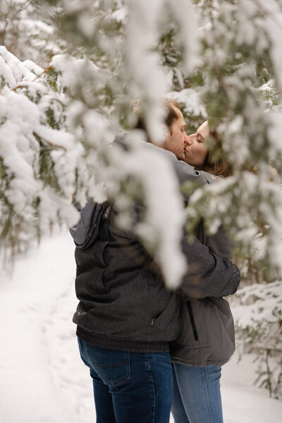 01.03.25_Ashley&Teddy_EngagementShoot_Highlights-30
