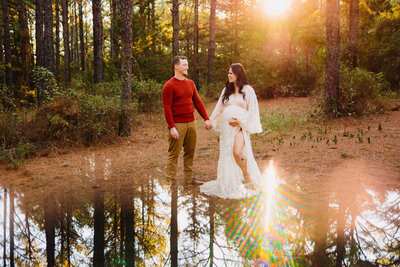 Capturing the beauty of expectancy: maternity photoshoot in the forest enhanced with lightroom brushes and film presets
