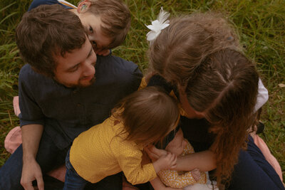 Sweet and intimate family photoshoot in New York