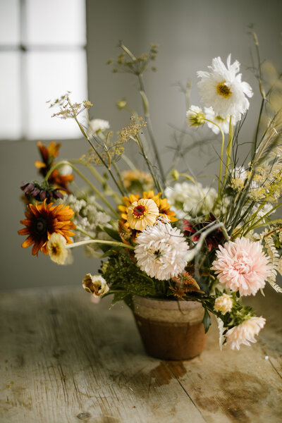 Apotheca Flowers | Wedding Florist, Cafe, Gift, and Flower Shop