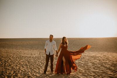 sand-dunes-couples-photography