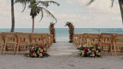 Montage of beach ceremony moments in Riviera Maya: vows, rings, and ocean waves.