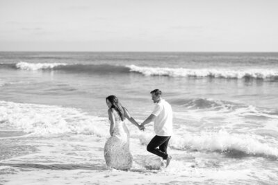 san diego engagement photos on beach